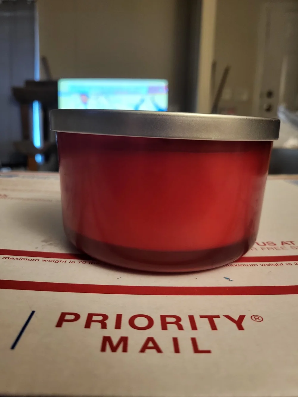 Pier 1 Apple Crisp 3-Wick Scented Candle -13.9oz